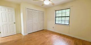 COZY 2/2 SE Townhome with Plank Floors, W/D, Stainless Steel Appliances, Carport, & W/D! Avail NOW for $1495 Gallery 20