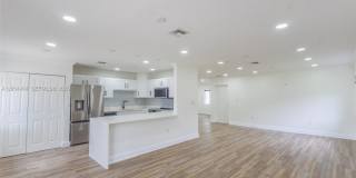 30 Northwest 159th Street Gallery 14