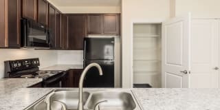 Overland Park Gallery 43