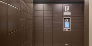 Avenue Grove Gallery 60