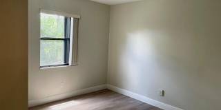 618 SE STREAMLET Avenue Gallery 20