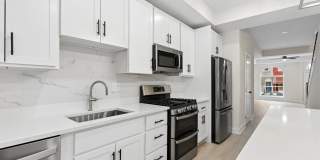 2416 E HOFFMAN Street Gallery 5