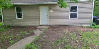 Adorable 2 bed 1 bath house Gallery 1