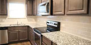 2216 Mayfield Lane Gallery 4