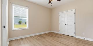 114 Sandy Springs Road Gallery 22