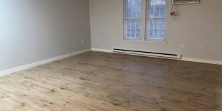 82 Longview Street Gallery 8
