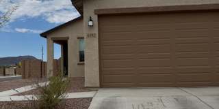 Gorgeous 3 Bedroom 2 Bath with modern upgrades in the home! Gallery 1