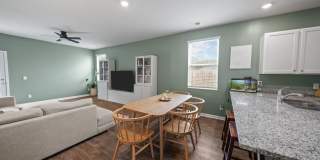 Spacious 4-Bedroom Home Near Fort Stewart with Open Floor Plan & Large Backyard Spacious 4-Bedroom Home Near Fort Stewart with Open Floor Plan & Large Backyard Gallery 11