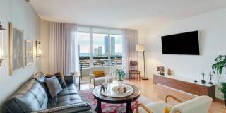 3600 Mystic Pointe Dr Gallery 1