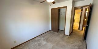 225 Hyland Gallery 37