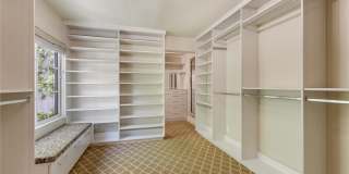 1944 Granemore Street Gallery 28