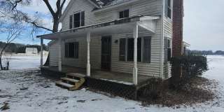 152 East Bell Street Gallery 1