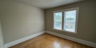 Large 3 Bedroom 1 bath, 2 car garage West Allis home Gallery 10
