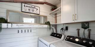 Fully Furnished Alta Heights Retreat | Walk to Downtown Napa Gallery 29
