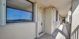 117 Lake Emerald Dr Gallery 37