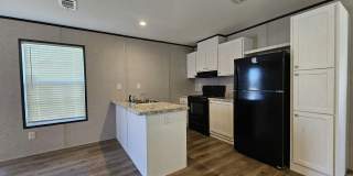 527 Suwanee Drive Gallery 2