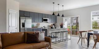 Room in 3 Bedroom Home at Endeavor Ln Gallery 8