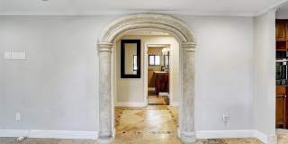 3208 Beacon Street Gallery 7