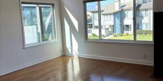 2+2+Loft+Rooftop Deck Upstairs Unit on Hollywood Beach, Oxnard, CA Gallery 9