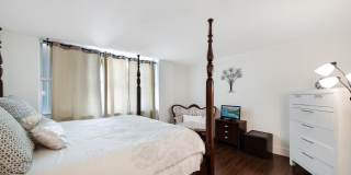 1147 Hillsboro Mile Gallery 18