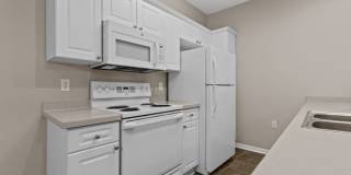 Marble Cliff Commons Gallery 96