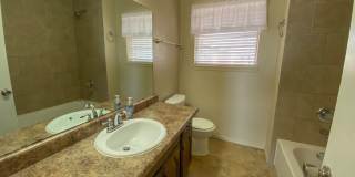 Great Location! Central Edmond! Great Location! Central Edmond! Gallery 18