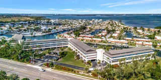 9604 CORTEZ ROAD W Gallery 1