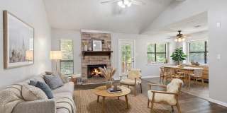 402 Forest Creek Dr Gallery 1