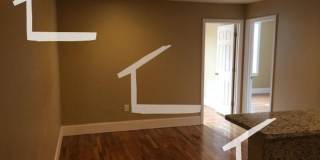 Charming 4 Bedroom-No Broker Fee Gallery 4