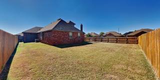 3 Bedroom 2.5 Bath Home with Bonus Room and Storm Shelter Gallery 23