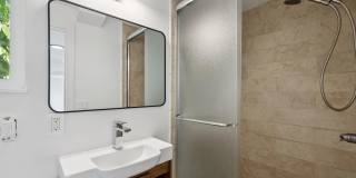 Newly Renovated Historic 1-Bedroom in Downtown North (Palo Alto) Gallery 12