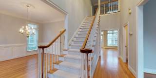 Stunning Brick Home in Cotswold in Quiet cul-de-sac Gallery 23