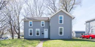 406 W 12th St - Cedar Falls Gallery 1