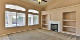 4 Bedroom/Den Gallery 5