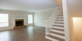 131 Racquet Lane Gallery 4