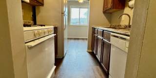 Modern 2-Bedroom Apartments in Crown Point, IN – Pet Friendly! Gallery 5