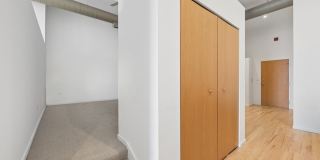 3151 N Lincoln Avenue Gallery 13