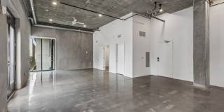 Onyx on Park Gallery 136