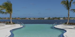 The Aubrey at Seaside Gallery 17