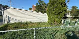 220 10TH Street Gallery 1