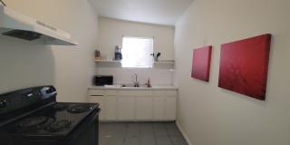 128 St. Francis Ave Gallery 12