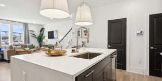 111 E CROMWELL Street Gallery 11