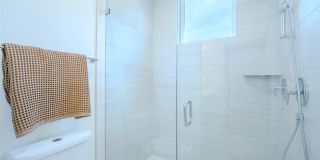 Seward Park Modern 2-Bedroom Home Gallery 21