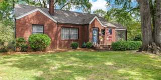 Class Brick Cottage with Modern Comforts in Historic Overbrook Gallery 31