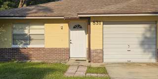 831 North John St Gallery 1