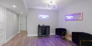 6502 N Central Avenue Gallery 12
