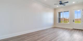 New Construction Upscale Single Story Townhome in Gated Community Gallery 21