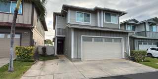 3 Bedroom 2.5 bath Single Family home with extra loft area 2 car garage and extra parking stall with PV! Gallery 1