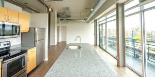Baltimore Station Gallery 15