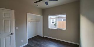 432 Grand Avenue Gallery 11